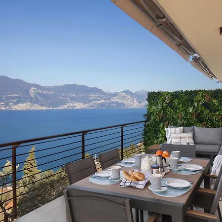Terrace Of Wally - With Pool Torri Del Benaco