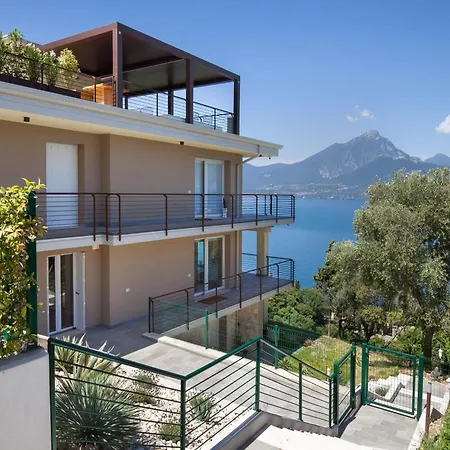 Terrace Of Wally - With Pool Apartmán Torri Del Benaco