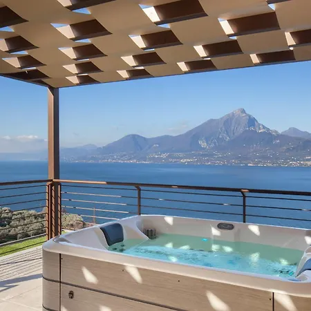 Apartmán Terrace Of Wally - With Pool Torri Del Benaco